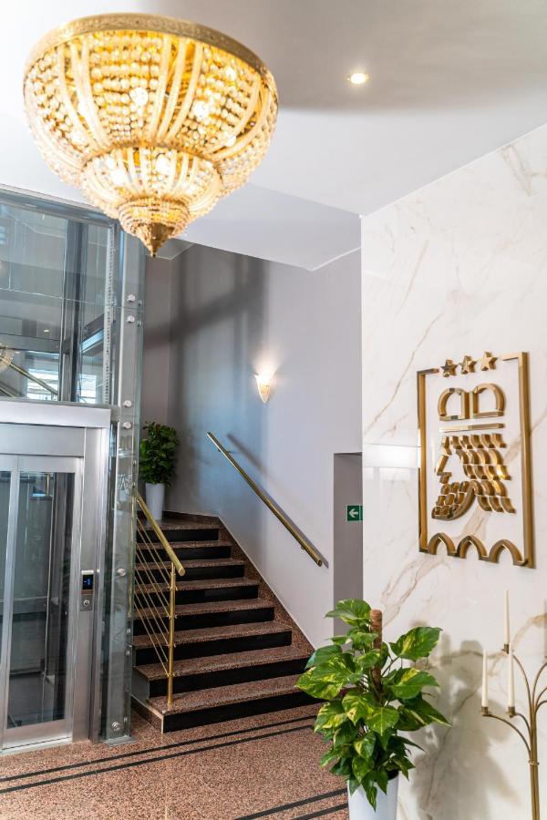 Hotel Piast Opole Buitenkant foto