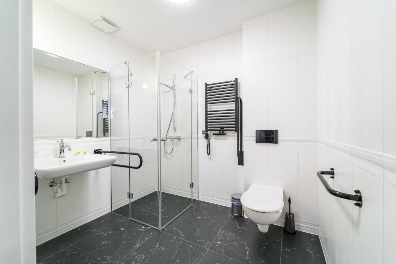 Hotel Piast Opole Buitenkant foto