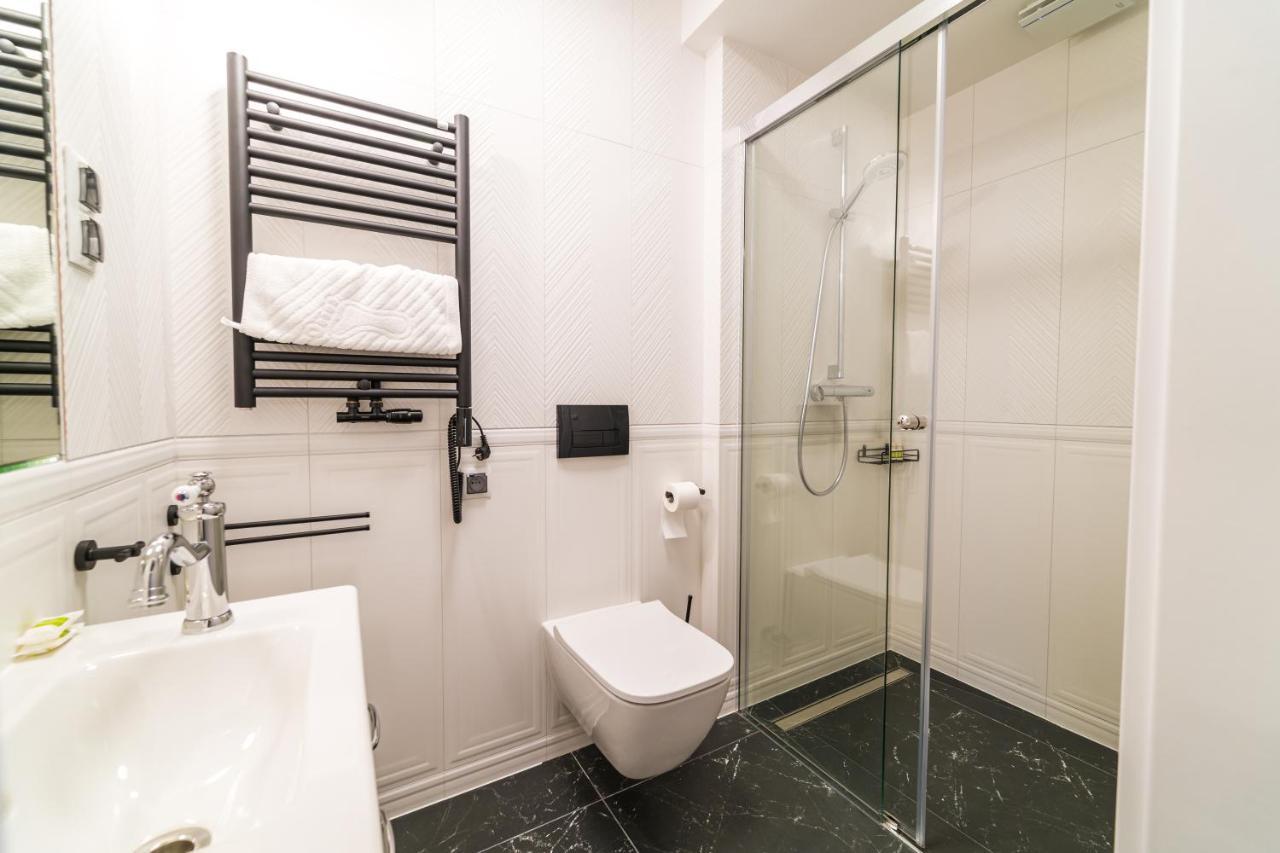 Hotel Piast Opole Buitenkant foto