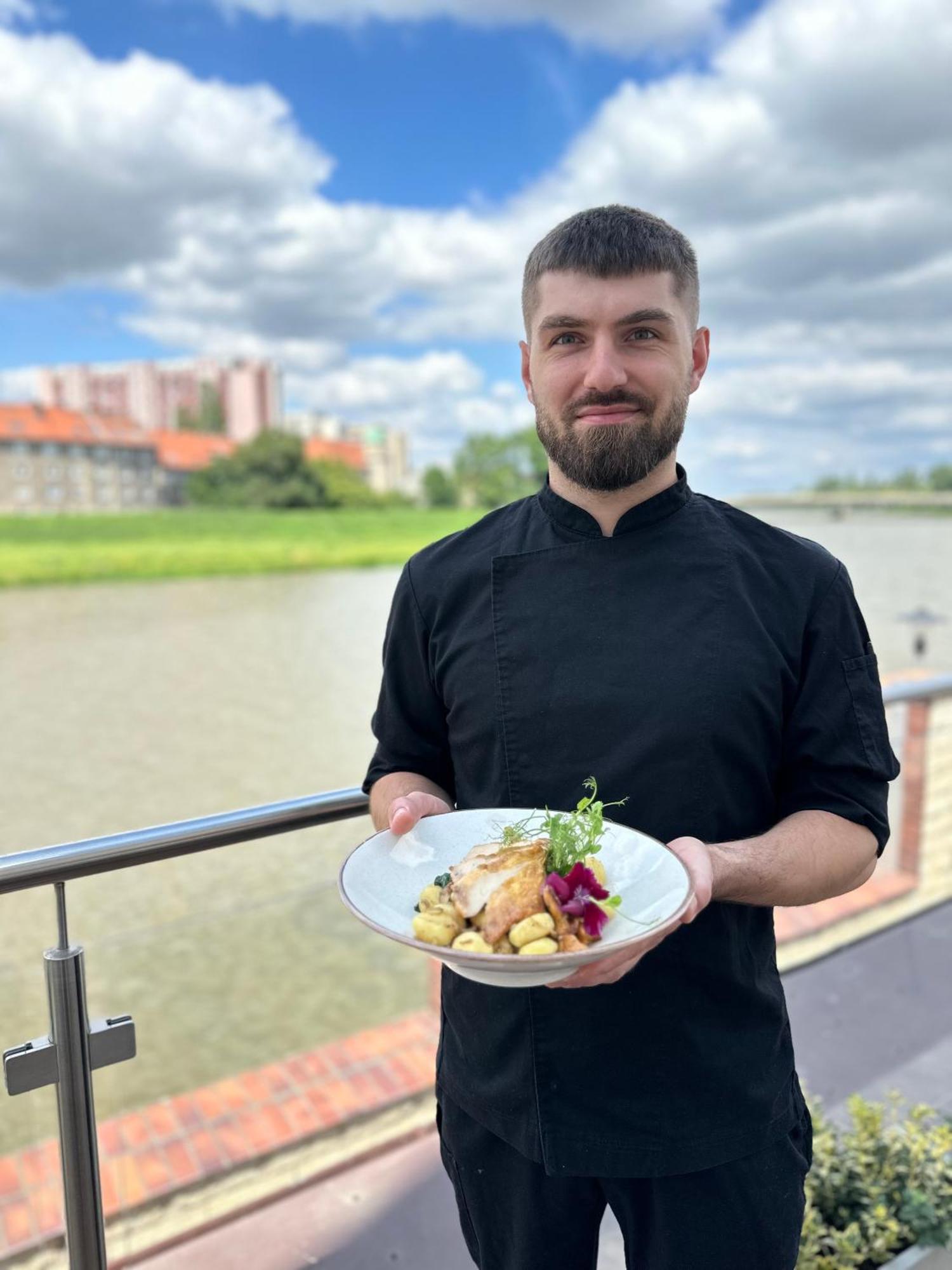 Hotel Piast Opole Buitenkant foto