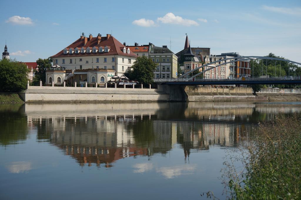 Hotel Piast Opole Buitenkant foto